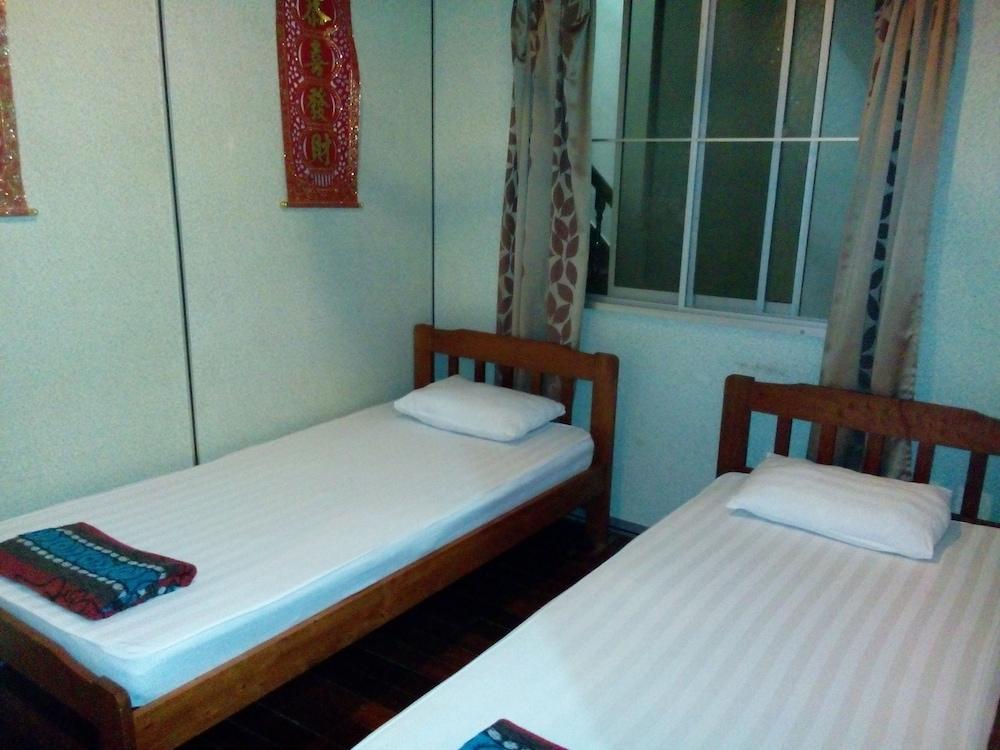 Discovery Youth Hostel Malacca Extérieur photo